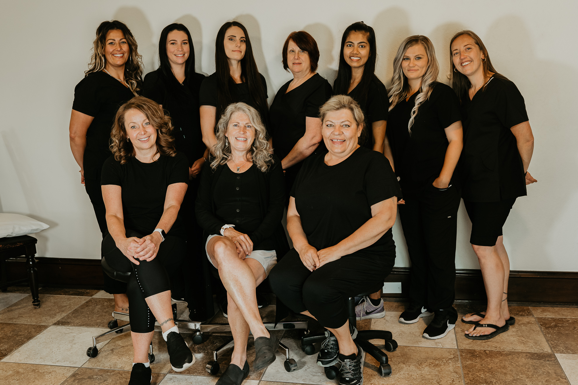 Group photo of Grand River Physiotherapy staff